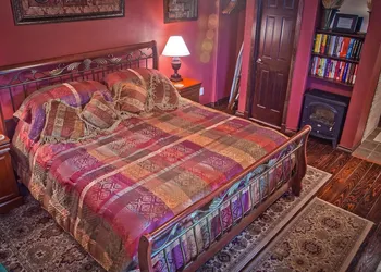 Holiday Lodge on Canyon Lake hotel thumbnail 2