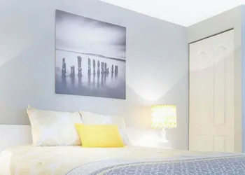 King Suites Downtown Vancouver hotel thumbnail 5