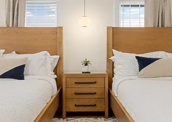 Surrey Beach House hotel thumbnail 4