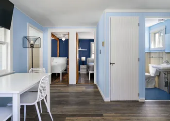 The Beaches Guest Rooms and Cottages hotel thumbnail 2
