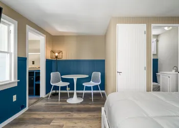The Beaches Guest Rooms and Cottages hotel thumbnail 3