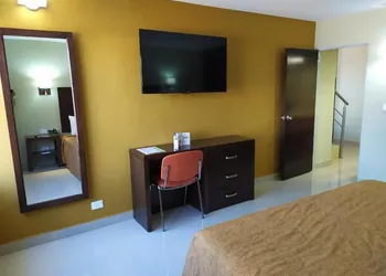El Camino Hotel & Suites hotel thumbnail 3
