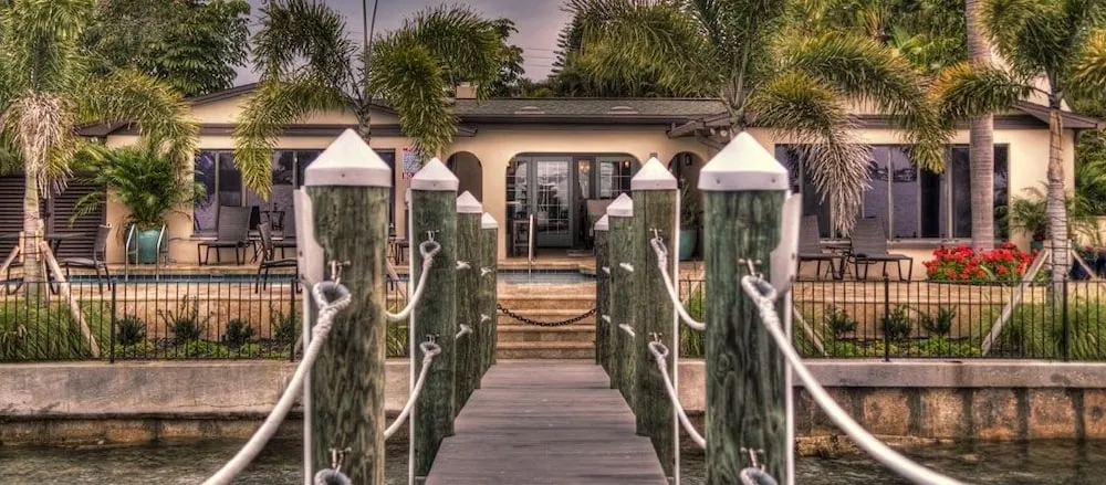 Pasa Tiempo Private Waterfront Resort - Adults Only hotel detail image 2