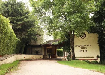 Hotel Bosques del Sol Suites hotel thumbnail 3