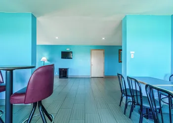 Executive Inn Port Lavaca by OYO hotel thumbnail 8