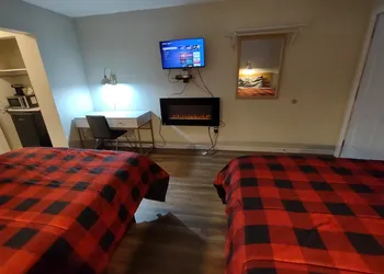 Skyview Motel hotel thumbnail 5