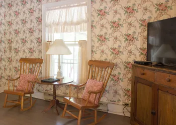 The Little Inn of Bayfield hotel thumbnail 6