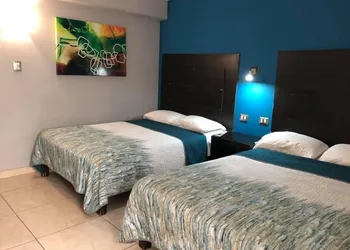 Hotel Flores hotel thumbnail 5
