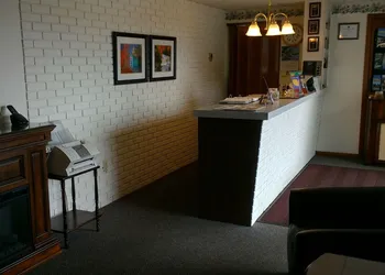 Brentwood Motor Inn hotel thumbnail 5