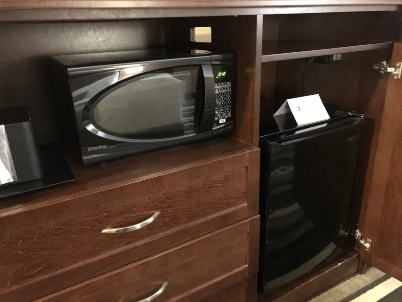 Best Western Plus Winnipeg Airport Hotel hotel detail image 6