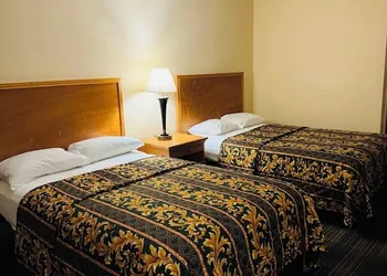 Executive Inn hotel thumbnail 3