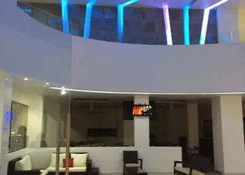 MH Grand Hotel hotel thumbnail 3