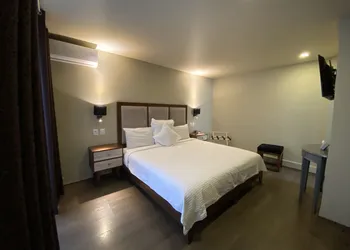 Suites Lerma hotel thumbnail 7