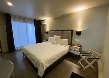 Suites Lerma hotel thumbnail 8