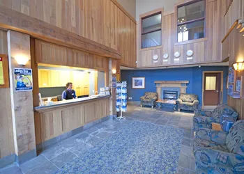 Chateau Big White hotel thumbnail 2
