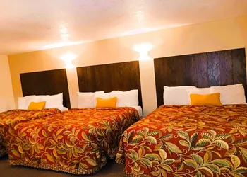 HomeTown Inn By OYO Lakin, KS hotel thumbnail 8