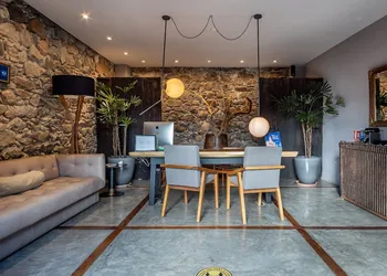 Casa Cien hotel thumbnail 2
