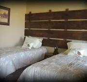 Night Bird Ranch hotel detail image 3