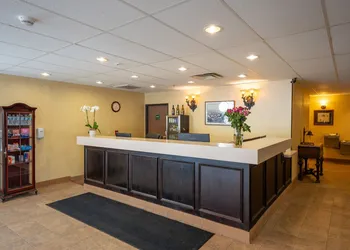 Silverland Inn and Suites hotel thumbnail 3