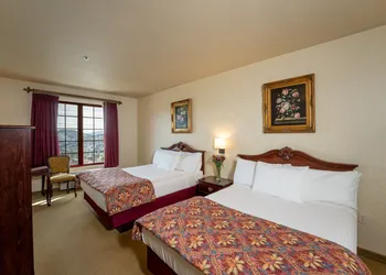 Silverland Inn and Suites hotel thumbnail 7