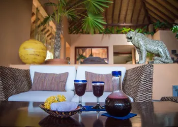 La Casa Que Canta hotel thumbnail 5