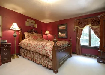 The Roost Bed and Breakfast hotel thumbnail 5