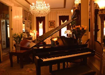 Manayunk Chambers Guest House hotel thumbnail 3