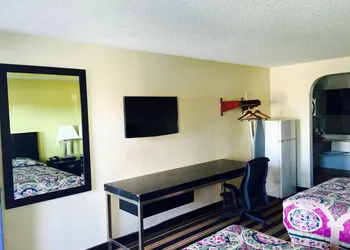 Executive Inn hotel thumbnail 5