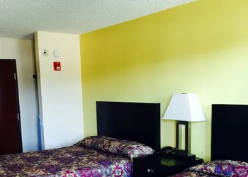 Executive Inn hotel thumbnail 6