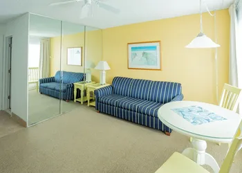 Concord Suites hotel thumbnail 5