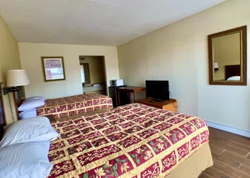 La Vista Inn hotel thumbnail 7