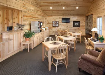 Rock Crest Lodge And Cabins hotel thumbnail 3