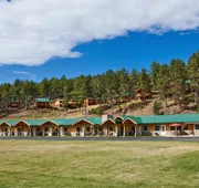 Rock Crest Lodge And Cabins hotel detail image 7
