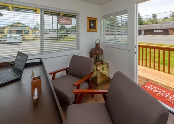 The Seaview Cottages hotel thumbnail 4