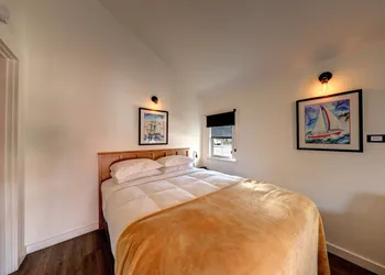 The Seaview Cottages hotel thumbnail 5