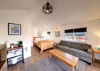 The Seaview Cottages hotel thumbnail 7