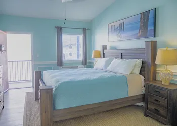 Sea And Breeze Hotel And Condo hotel thumbnail 5