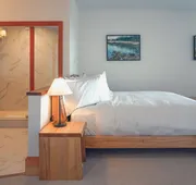 Sooke Harbour House hotel detail image 5