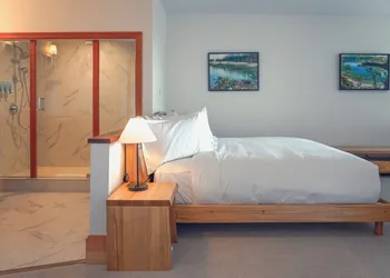 Sooke Harbour House hotel thumbnail 5