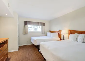 Desert Sand Resort hotel thumbnail 3
