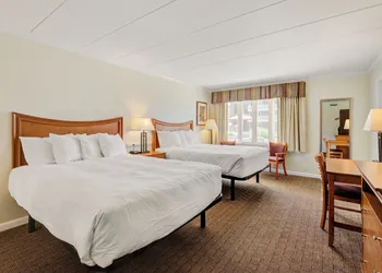 Desert Sand Resort hotel thumbnail 6