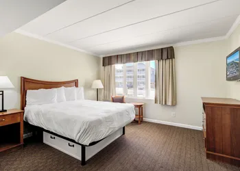 Desert Sand Resort hotel thumbnail 7