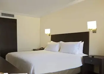 Fiesta Inn Toluca Centro hotel thumbnail 4