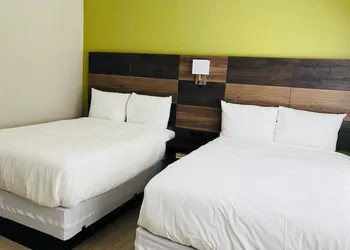 Bay Hotel hotel thumbnail 8