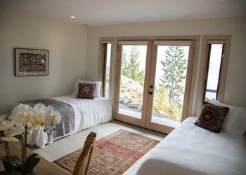 The Sentinel hotel thumbnail 3