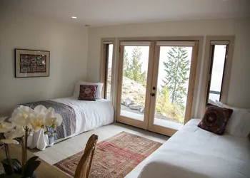 The Sentinel hotel thumbnail 3