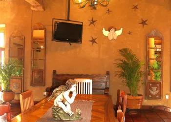 Hotel Refugio del Angel hotel thumbnail 3