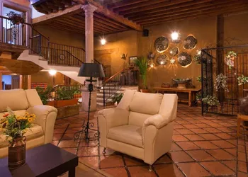 Hotel Refugio del Angel hotel thumbnail 8