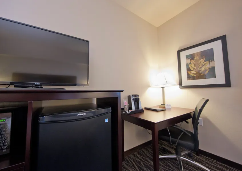 Cobblestone Inn & Suites - Boone hotel detail image 6