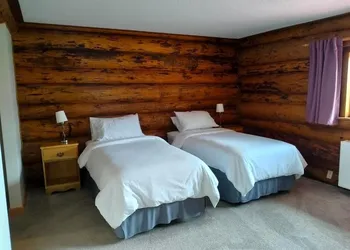 Smithers Driftwood Lodge hotel thumbnail 2